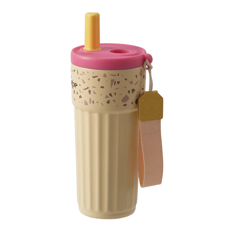 Tasse qui garde le café chaud